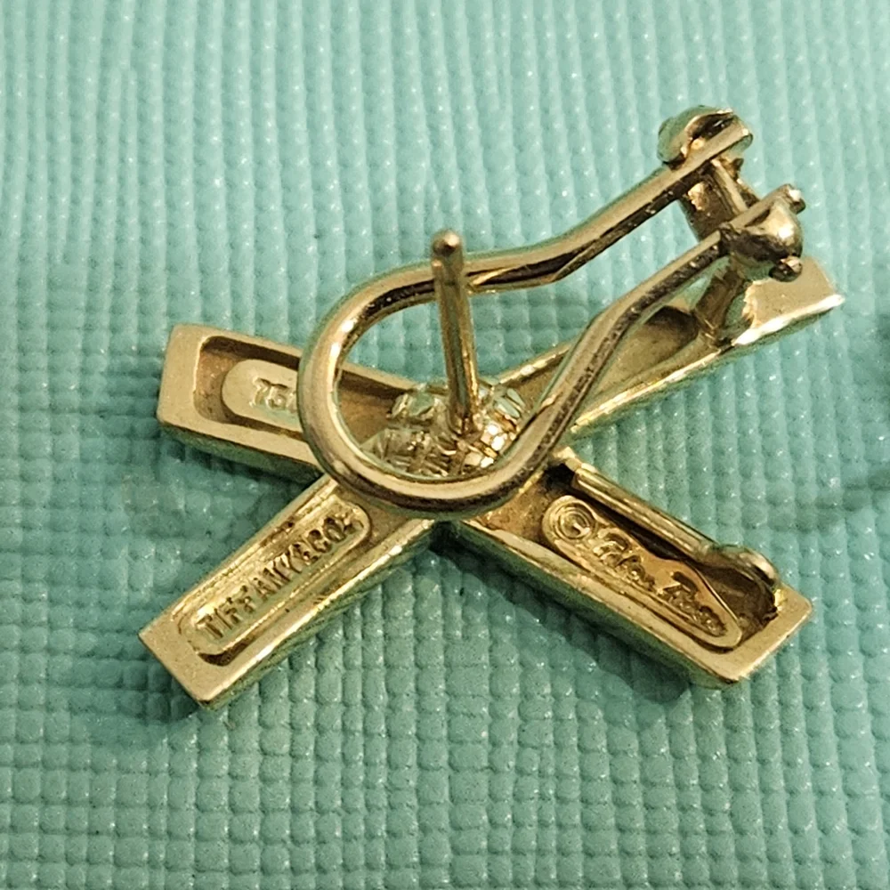 🥰SALE! Tiffany & Co Paloma Picasso 18k yg Signature X Omega Back Earrings - Picture 5 of 12
